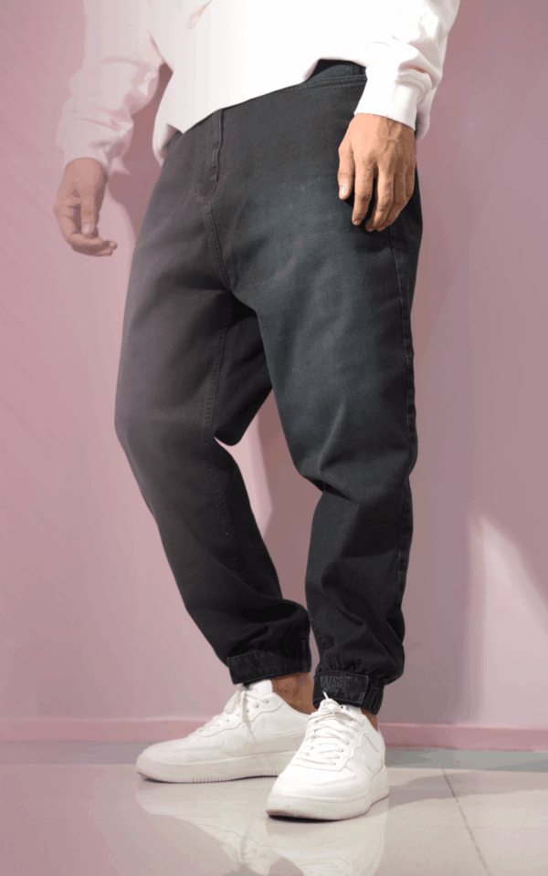 Sarouel Denim Wassat noir, vue de côté