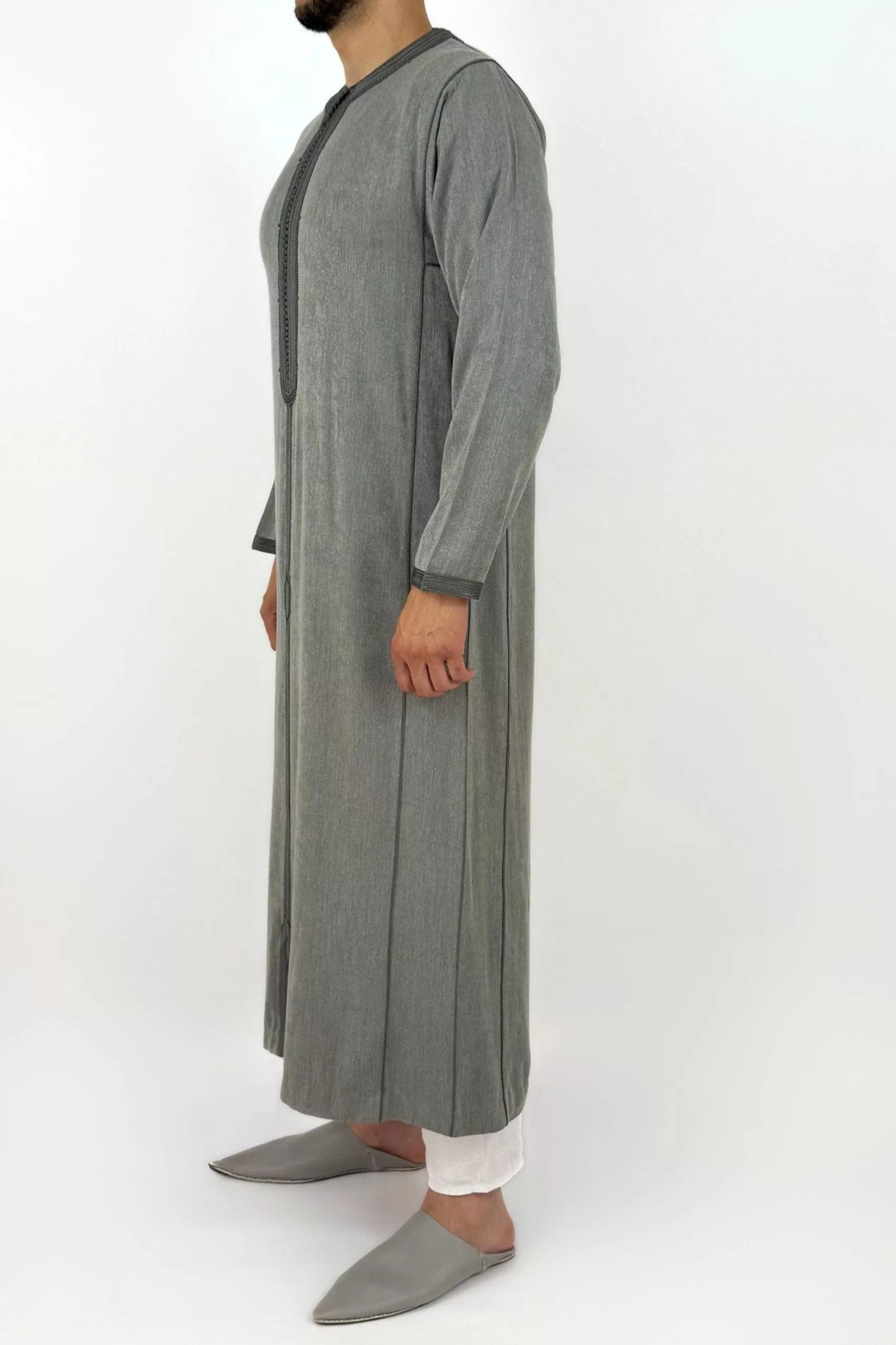 Caftan homme, coloris gris clair, vue de côté